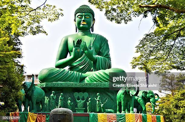 the great buddha - nagoya stock pictures, royalty-free photos & images