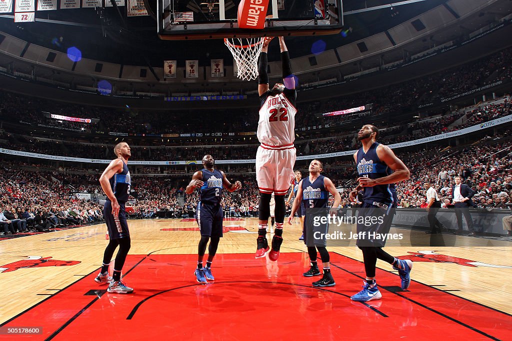 Dallas Mavericks v Chicago Bulls