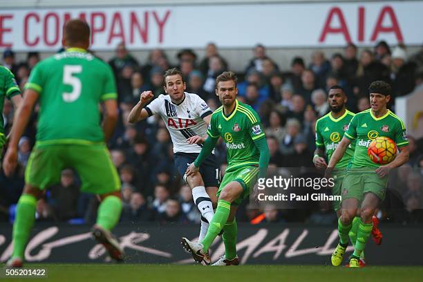 Harry Kane of Tottenham Hotspur shoots at goal during the Barclays Premier League match between Tottenham Hotspur and Sunderland at White Hart Lane...