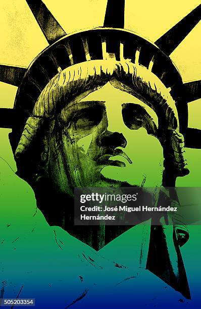 ilustrações, clipart, desenhos animados e ícones de statue of liberty colors gradient - t shirt com logótipo