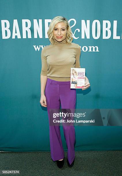 Tracy Anderson signs copies of "Tracy Anderson: Targeted Training Boot Camp" at Barnes & Noble Union Square on January 16, 2016 in New York City.