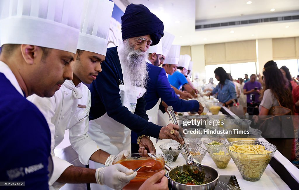 Pasta Cookout Event On The Eve Of Mumbai Marathon