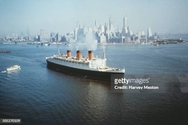 The Cunard Line ocean liner 'RMS Queen Mary' in New York City, USA, circa 1965.