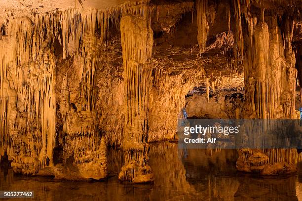 neptune's caves of alghero, sardinia (italy) - gunung mulu national park stock pictures, royalty-free photos & images