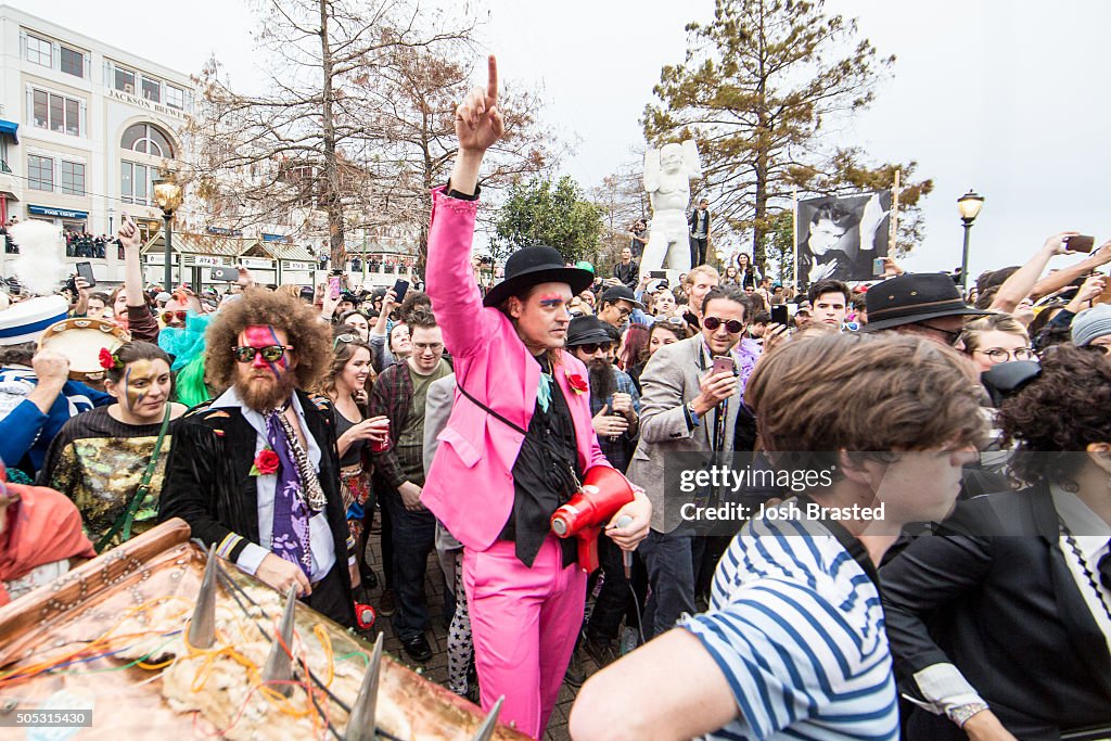 Arcade Fire Leads David Bowie Themed Second Line In New Orleans