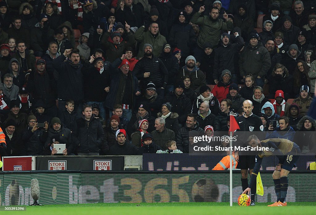 Stoke City v Arsenal - Premier League