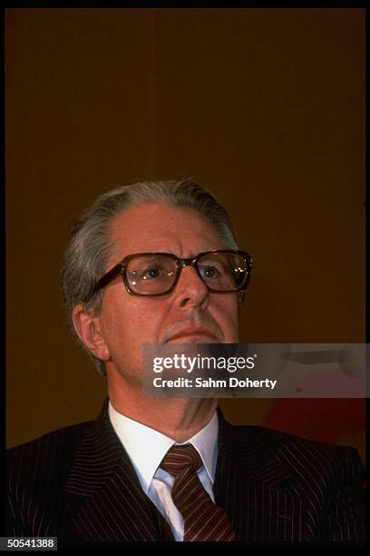 Hans Jochen Vogel, Social Democratic Party Candidate for West German Chancellor, at SPD Party congress.