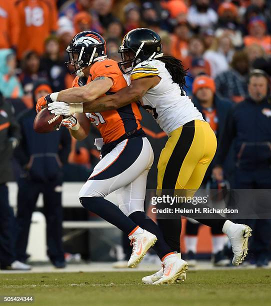 Pittsburgh Steelers outside linebacker Jarvis Jones knocks the ball away from Denver Broncos tight end Owen Daniels during the third quarter January...