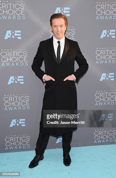 Actor Damian Lewis attends the 21st Annual Critics' Choice Awards at Barker Hangar on January 17, 2016 in Santa Monica, California.
