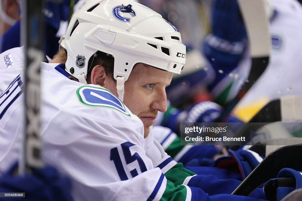 Vancouver Canucks v New York Islanders