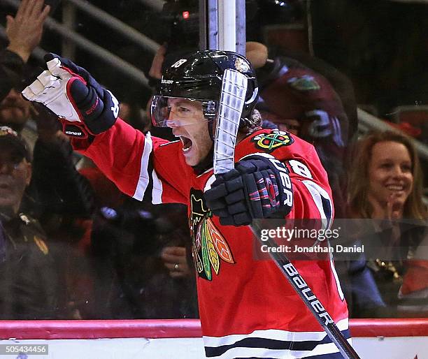 Patrick Kane of the Chicago Blackhawks celebrates a third period goal against the Montreal Canadiens at the United Center on January 17, 2016 in...