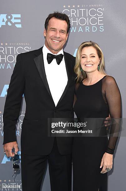 Actors David James Elliott and Nanci Chambers attend the 21st Annual Critics' Choice Awards at Barker Hangar on January 17, 2016 in Santa Monica,...