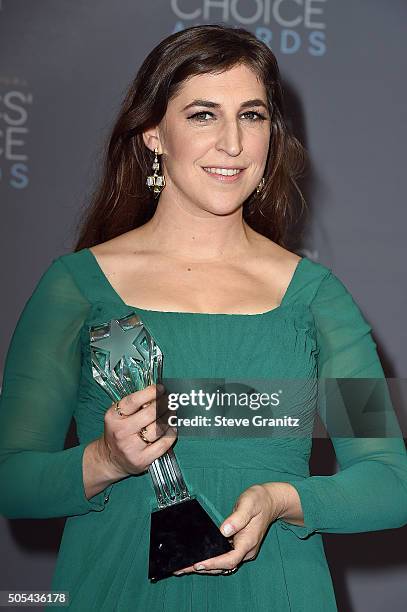 Actress Mayim Bialik, winner of the award for Best Supporting Actress in a Comedy Series for "The Big Bang Theory," poses in the press room during...