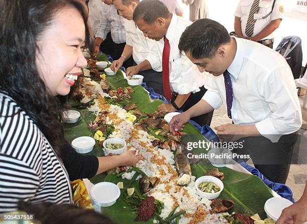 Philippine Ambassador to the UAE Constancio Vingno Jr, Philippine Vice President Jejomar C. Binay , Philippine Consul General Paul Raymund Cortes,...