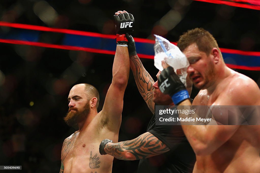 UFC Fight Night: Browne v Mitrione