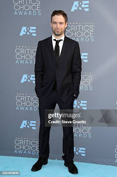 Actor Justin Kirk attends the 21st Annual Critics' Choice Awards at Barker Hangar on January 17, 2016 in Santa Monica, California.