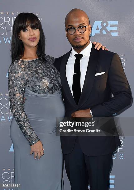 Singer NeYo and Crystal Renay attend the 21st Annual Critics' Choice Awards at Barker Hangar on January 17, 2016 in Santa Monica, California.