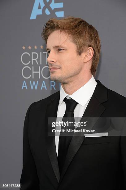 Actor Bradley James attends the 21st Annual Critics' Choice Awards at Barker Hangar on January 17, 2016 in Santa Monica, California.