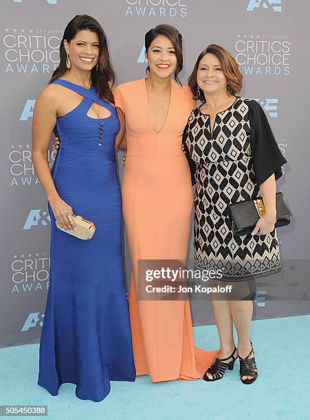 Andrea Navedo, Gina Rodriguez and mom Magali Rodriguez arrive at The 21st Annual Critics' Choice Awards at Barker Hangar on January 17, 2016 in Santa...