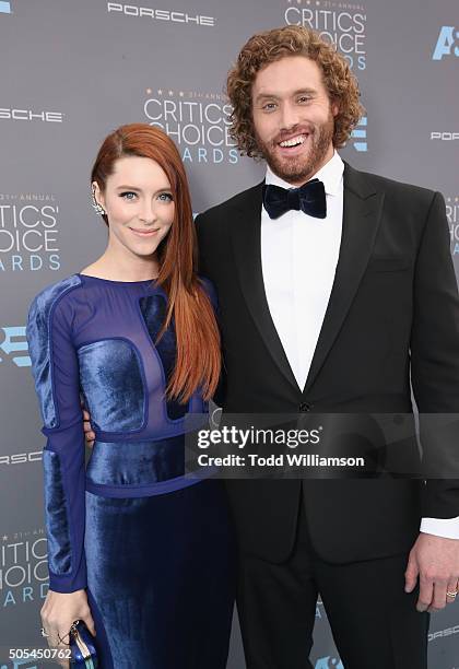 Actress Kate Gorney and host T. J. Miller attend the 21st Annual Critics' Choice Awards at Barker Hangar on January 17, 2016 in Santa Monica,...