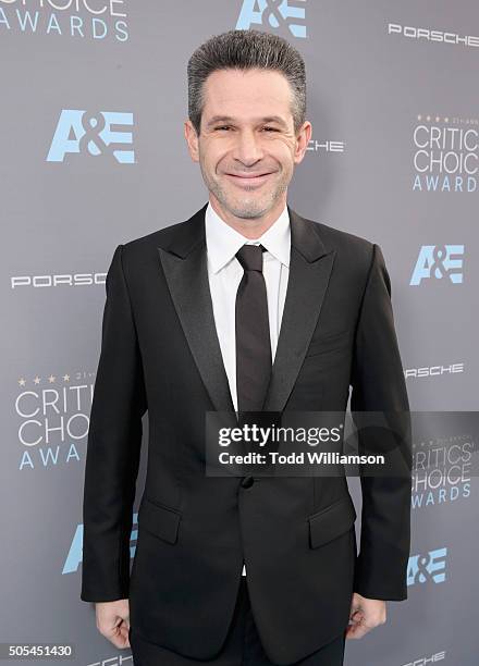 Producer Simon Kinberg attends the 21st Annual Critics' Choice Awards at Barker Hangar on January 17, 2016 in Santa Monica, California.