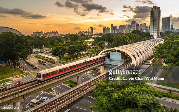 singapore mass rapid transit (mrt) - kallang station - singapore foto e immagini stock