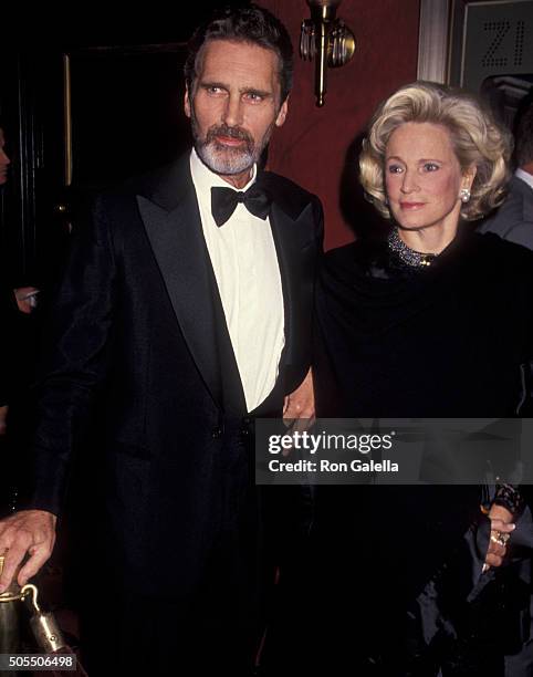 Robert Wolders and Charlotte Ford attend the premiere of "My Fair Lady" on September 19, 1994 at the Ziegfeld Theater in New York City.