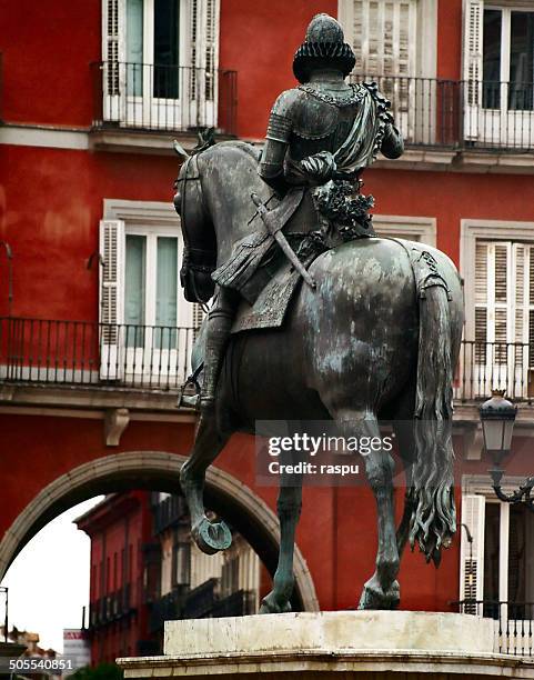 felipe iii - statue de philippe iii photos et images de collection