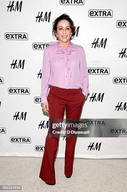 Patricia Heaton visits "Extra" at their New York studios at H&M in Times Square on January 18, 2016 in New York City.
