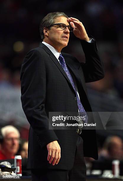 Head coach Randy Wittman of the Washington Wizards watches as his team takes on the Chicago Bulls at the United Center on January 11, 2016 in...