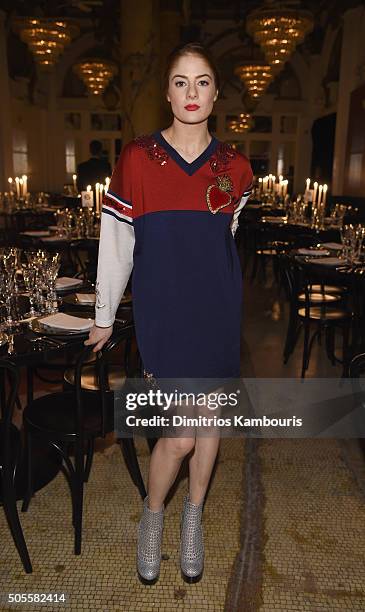 Actress Emily Tremaine attends Marc Jacobs Beauty Velvet Noir Mascara Launch Dinner on January 18, 2016 in New York City.