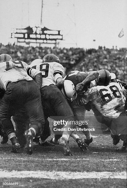 Syracuse Univ. Playing against Texas Univ. In Cotton Bowl game.