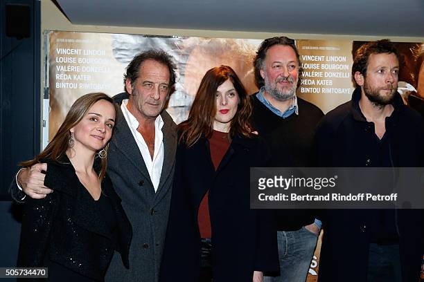 Actors of the movie Raphaelle Bruneau, Vincent Lindon, Valerie Donzelli, Jean-Henri Compere and Director of the movie Joachim Lafosse attend the 'Les...