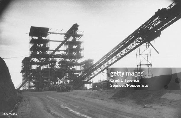 View of the construction of the Kariba Dam.