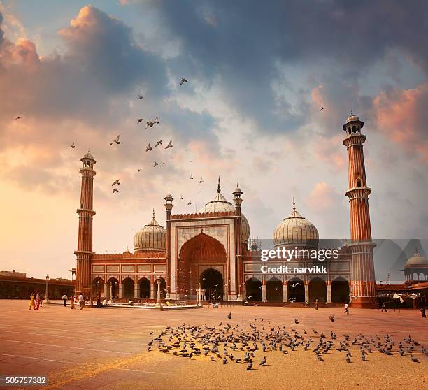 jama masjid mosque in delhi - oude stad stockfoto's en -beelden
