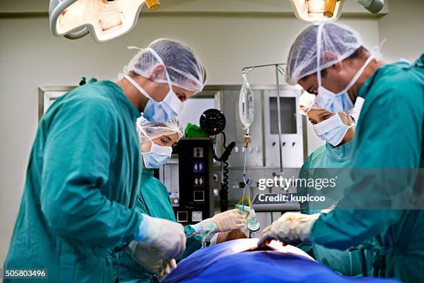 Incision Photos and Premium High Res Pictures - Getty Images