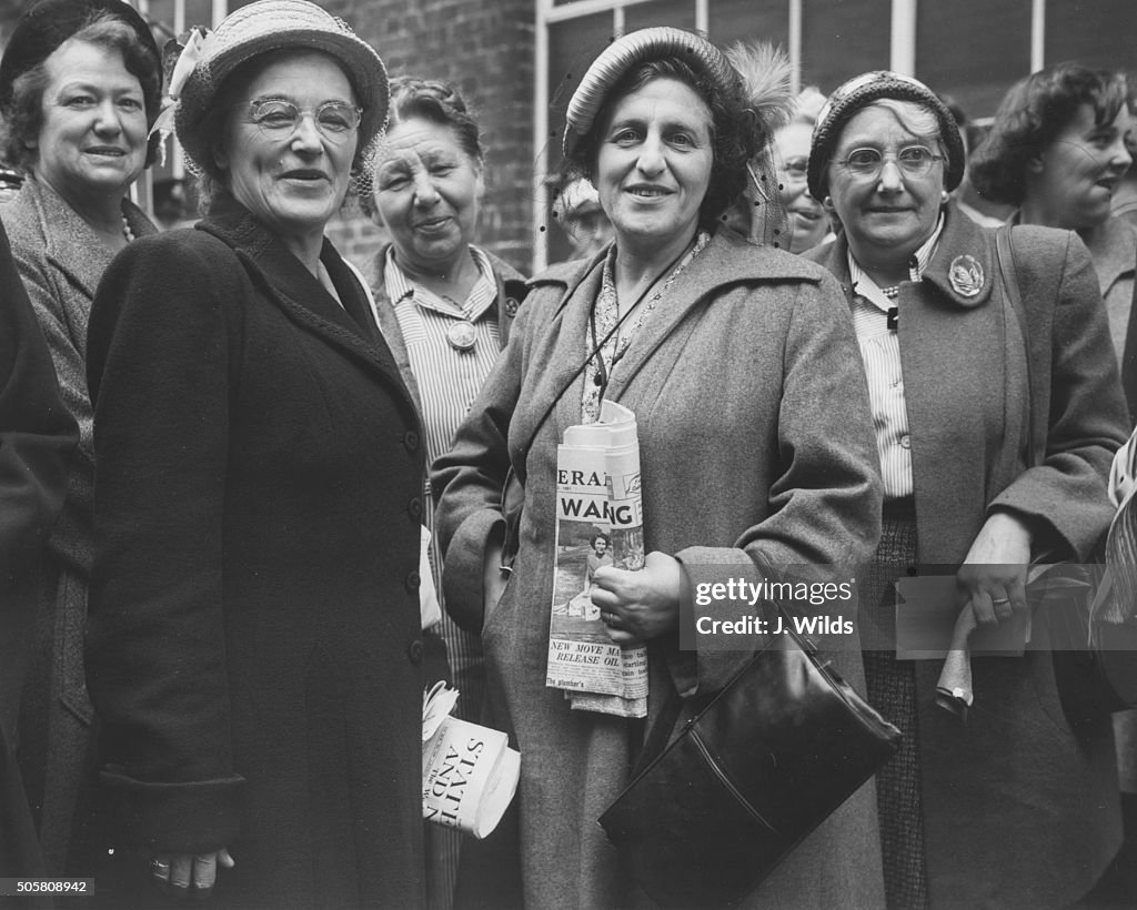 Dora Russell And Mrs Sydney Silverman