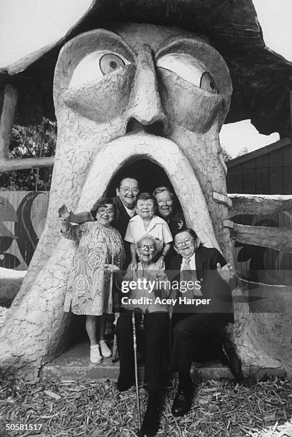 Midget Wizard Nita Krebs Fotografías e imágenes de stock - Getty Images