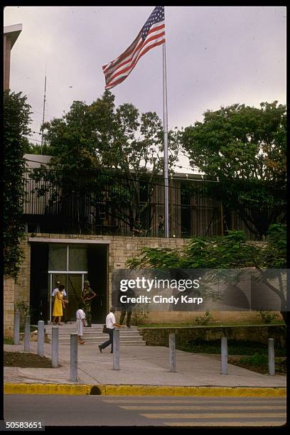 Soldiers guarding US Embassy after attack in protest of US kidnapping of drug king Juan Ramon Matta Ballesteros to stand trial in US.