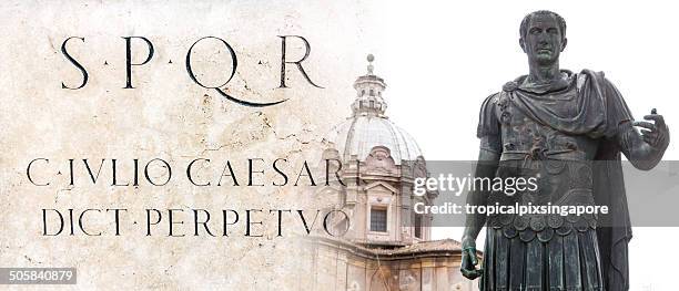 giulio cesare - scrittura latina foto e immagini stock