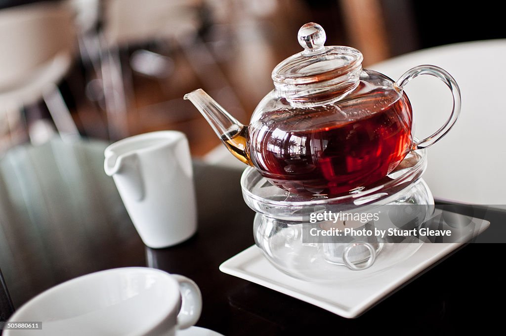 Glass tea pot with tea light