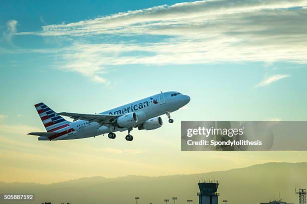 american airlines take off - american airlines airplane stock pictures, royalty-free photos & images