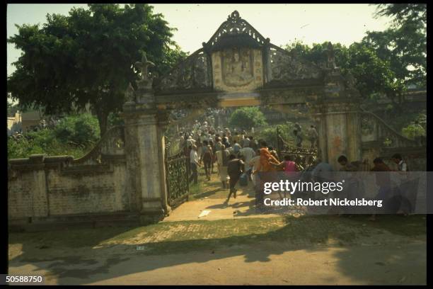 Militant Hindu activists on rampage, rioting, re razing Muslim mosque, Babri Masjid, & erecting Hindu temple to god-king Rama.