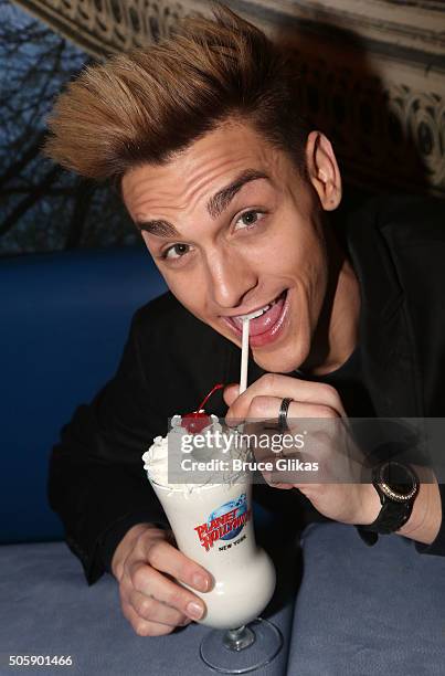 Shane Rainger Raines (Tv Series) Photos and Premium High Res Pictures - Getty Images