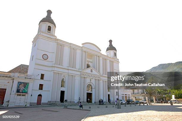 the cathedral in cap-haitien - cabo haitiano fotografías e imágenes de stock