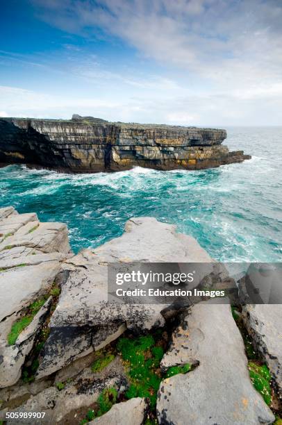 Europe, Ireland, Aran Islands, Inishmore, DÃ¹n DÃ¹chathair.