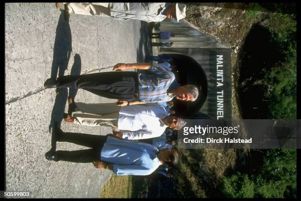 Pres. Fidel Ramos & Bill Clinton at Malinta Tunnel, WWII 1942 Amer-held battle site, visiting Corregidor during US Pres.'s pre-APEC trip to Manila,...