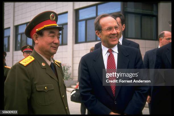 Sen. Sam Nunn addressing PLA officers & officials at Natl. Def. Univ., .