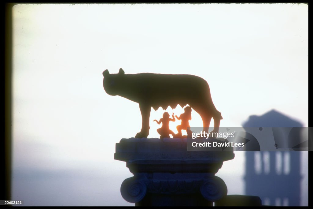 Statue of she-wolf suckling Romulus and