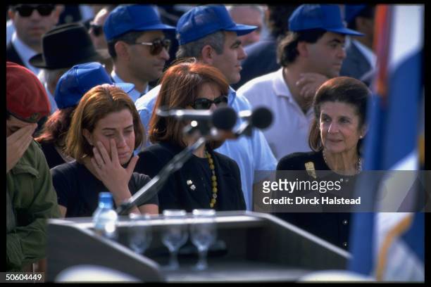 Leah Rabin & family incl. Grandchildren Jonathan & Noa grieving at funeral for her assassinated husband, PM Yitzhak Rabin.
